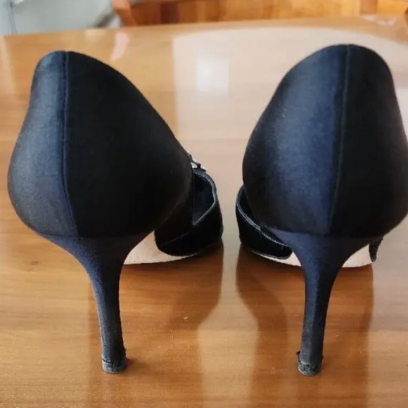 VERA WANG Black Satin Stiletto Heel w/Rhinestone Flower Embellishment Size EU40 - Picture 5 of 12